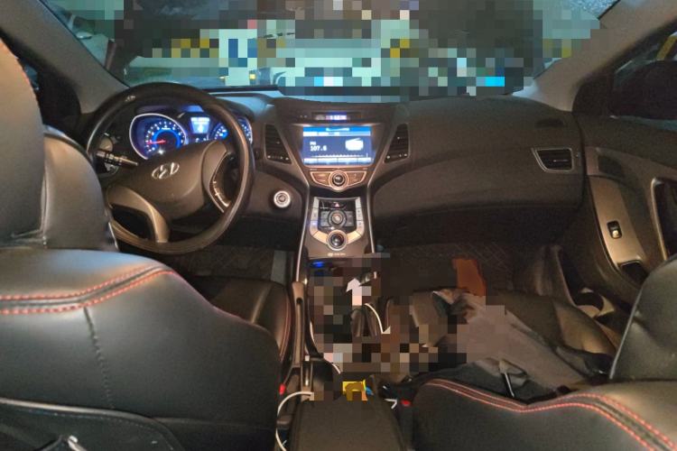 Used Hyundai Elantra (5th Generation / Langdong) 2016 1.6L Manual Luxury Model
