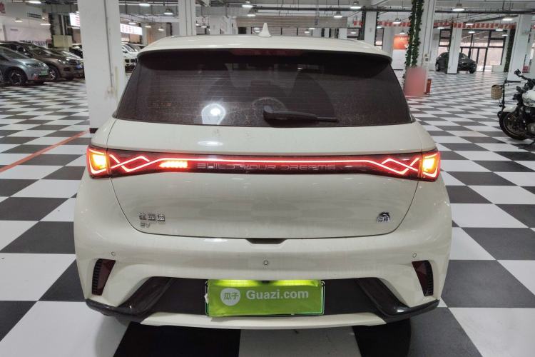 Used BYD Dolphin 2023 420 km Fashion Edition