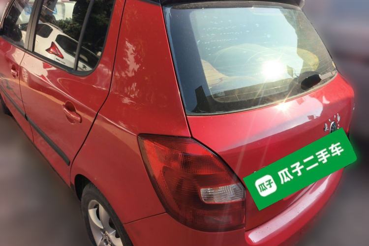 Used Skoda Fabia 2011 1.6L Automatic Crystal Edition
