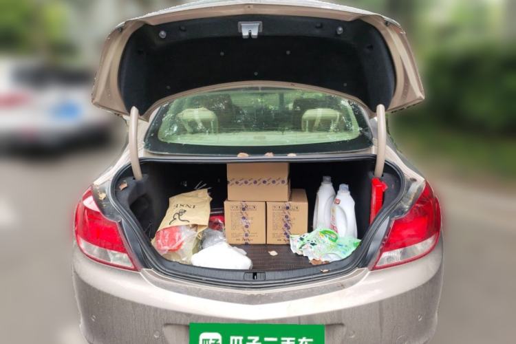 Used Buick Regal 2010 2.0L Expo Edition Trunk