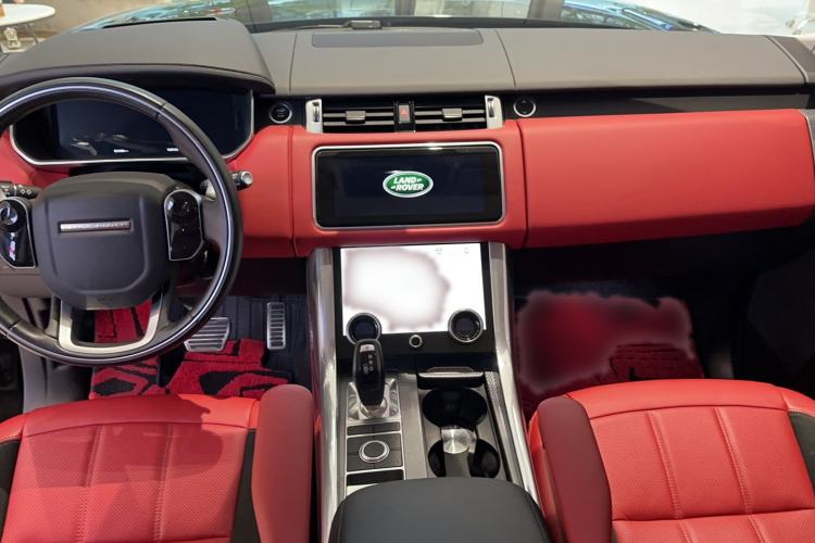 Used Land Rover Range Sport 2022 3.0 L6 YAO Black Edition Interior 3