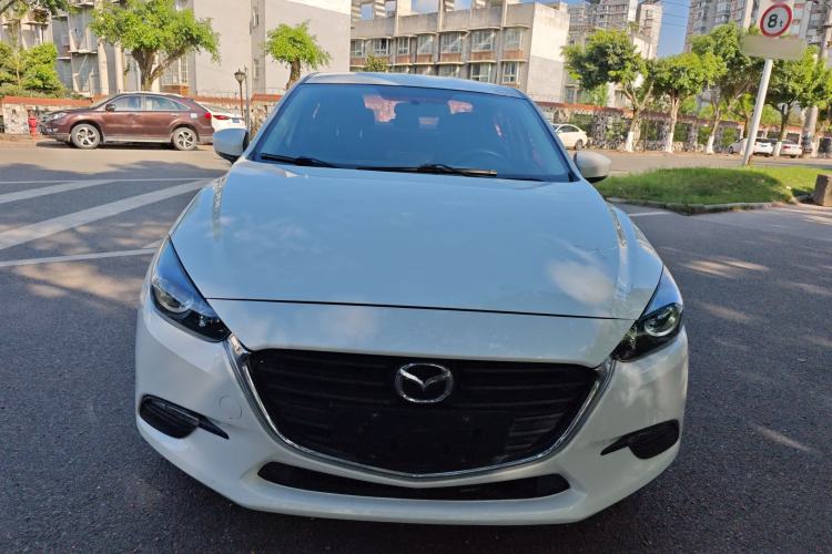 Used Mazda 3 Axela 2017 Sedan 1.5L Automatic Comfort Model Emission Standard China V Front