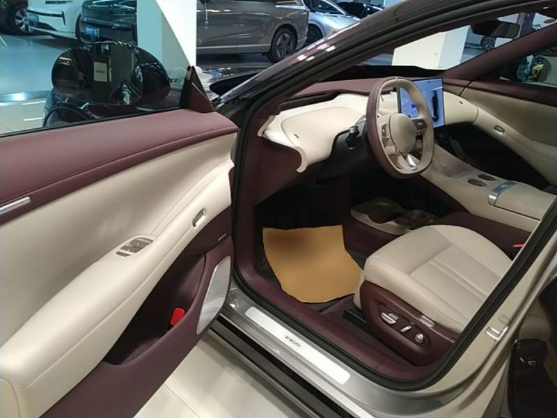 Used Xiaomi Auto YU7 2025 Ultra-Long Range All-Wheel Drive Pro Version — 15