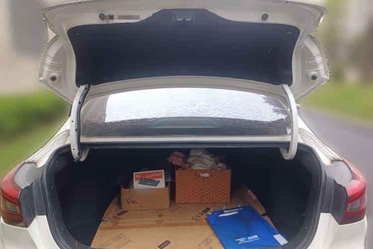 Used CHANGAN Eado New Energy 2019 EV460 Shared Version Trunk