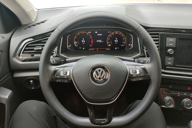 Used Volkswagen T-ROC 2020 280TSI DSG Two-Wheel Drive Comfort Version
