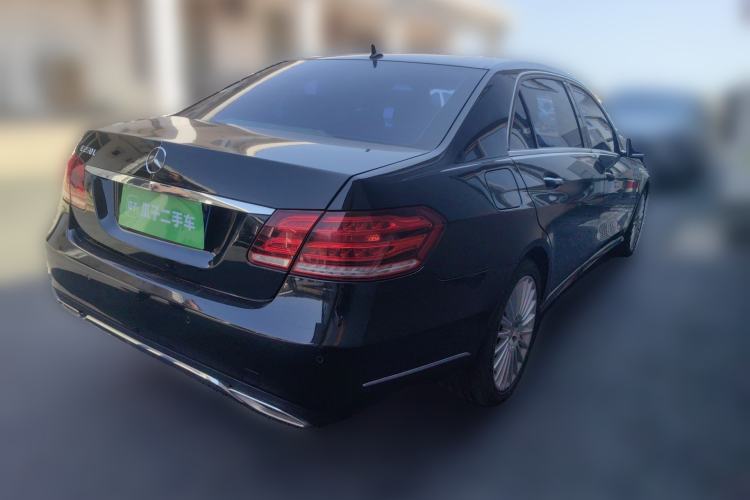 Used Mercedes-Benz E-Class 2015 Facelift E 200 L
