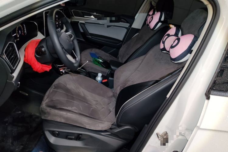 Used Volkswagen Tayron 2023 330TSI Two-Wheel-Drive Luxury Plus Advanced Version Left Front Seat