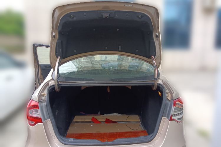 Used Brilliance H530 2014 1.6L Manual Comfort Model Trunk