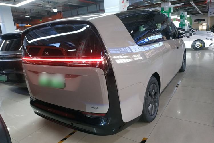 Used Li Auto MEGA 2024 Ultra Model