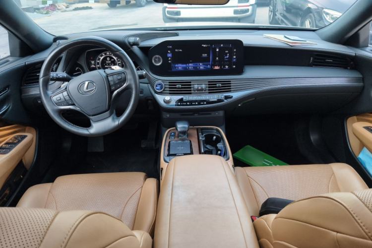 Used Lexus LS 2021 500h Excellence Edition
