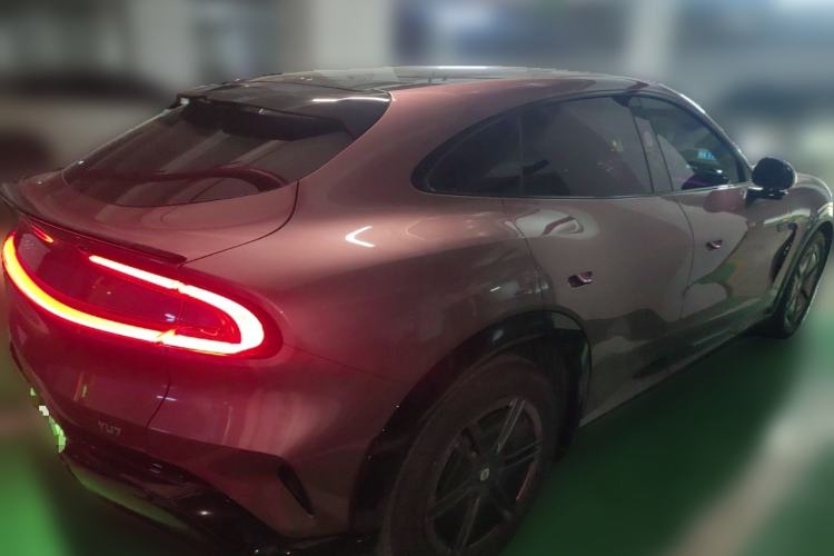 Used Xiaomi Auto YU7 2025 Ultra-Long Range All-Wheel Drive Pro Version
