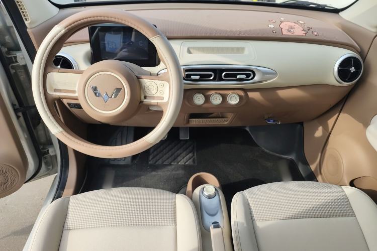 Used Wuling Hongguang MINIEV 2025 Four-Door Version Advanced Edition
