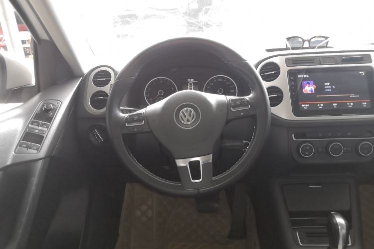 Used Volkswagen Tiguan 2015 1.8TSI Automatic Two-Wheel Drive Comfort Edition Steering Wheel