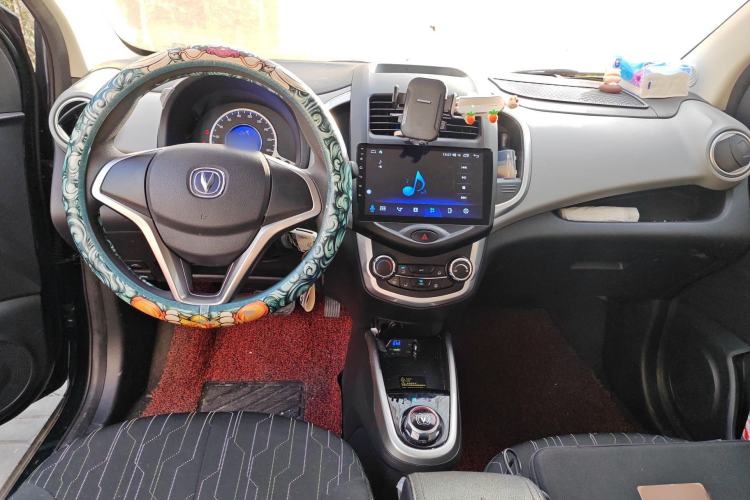 Used CHANGAN OSHAN Benni E-Star 2021 National Edition Xin Yue Version Lithium Iron Phosphate (31.86 kWh) Center Console