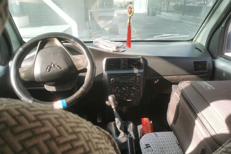 Used Wuling Rongguang 2014 1.2L S Base Model