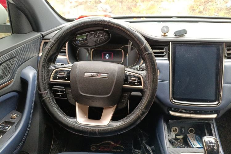 Used CHANGAN OSHAN COS1 2020 1.5T Manual Fashionable Smart Connectivity 7-Seater