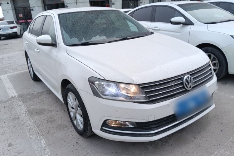 Used Volkswagen Lavida 2017 1.6L Automatic Comfort Edition
