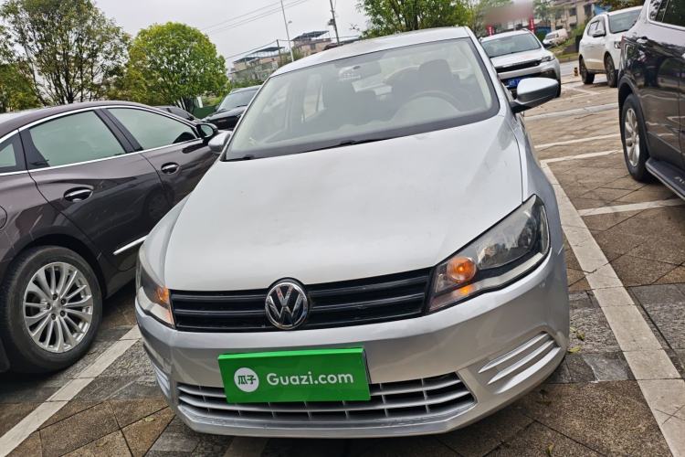 Used Volkswagen Jetta 2015 1.6L Automatic Fashion Model Front