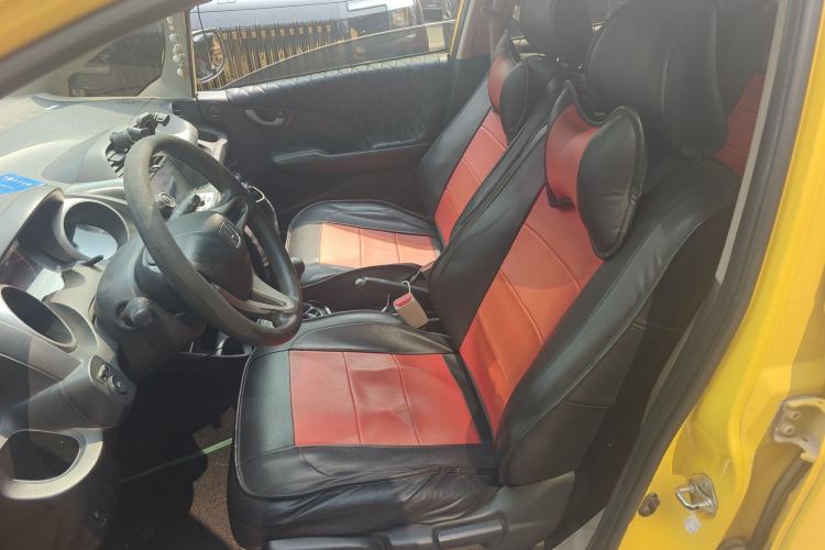 Used Honda Fit 2011 1.3L manual Comfort version