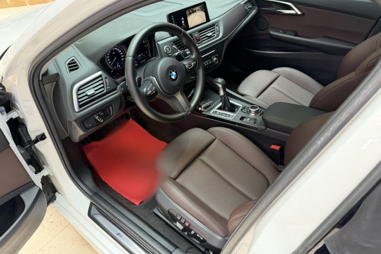 Used BMW 1 Series 2019 120i Leading Model M Sport Package Interior 9