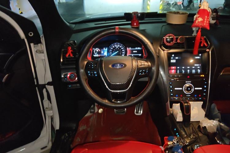 Used Ford Explorer 2017 2.3T Elite Edition Steering Wheel