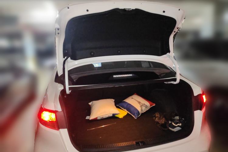 Used Toyota Levin 2023 Smart Electric Hybrid Dual-Engine 1.8L Luxury Edition