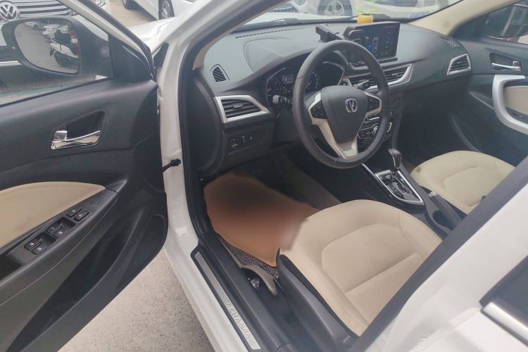 Used Changan Alsvin V7 2015 1.6L Automatic Enjoyment Model China IV Standard
