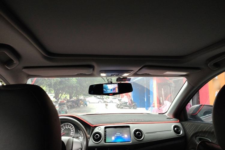 Used Honda XR-V 2015 1.8L EXi CVT Comfort Version Headliner