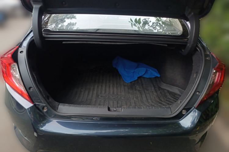 Used Honda Civic 2016 180TURBO CVT Comfort Version Trunk