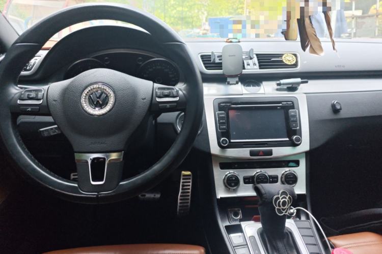 Used Volkswagen FAW-Volkswagen CC 2015 1.8TSI Luxury Model
