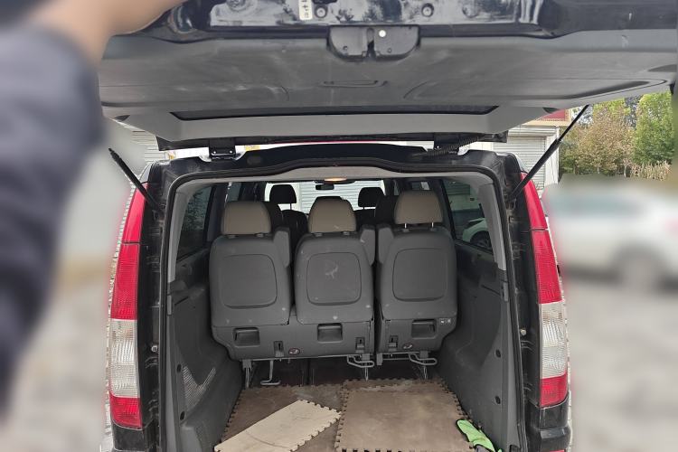 Used Mercedes-Benz Vito 2010 2.5L Business Edition
