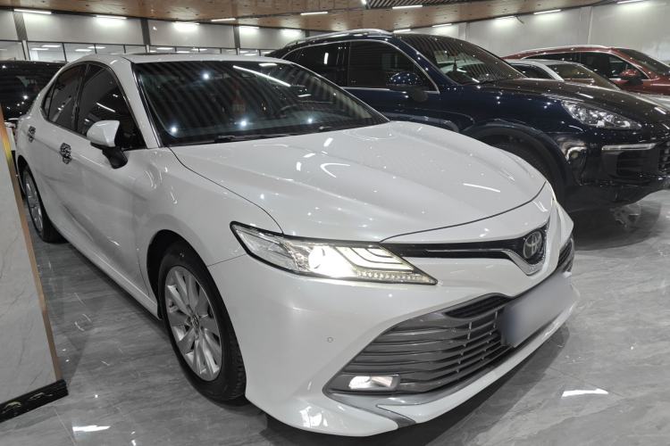 Used Toyota Camry 2018 2.0G Luxury Edition