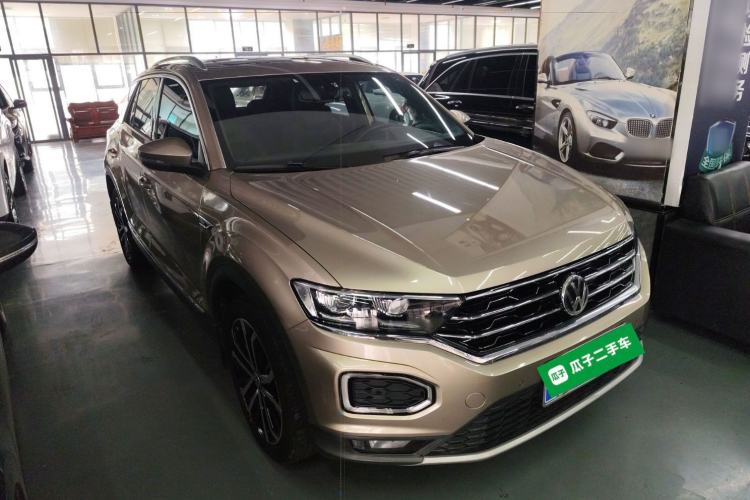 Used Volkswagen T-ROC 2018 280TSI DSG Two-Wheel Drive Luxury Version China VI Standard Front Right 45 Deg