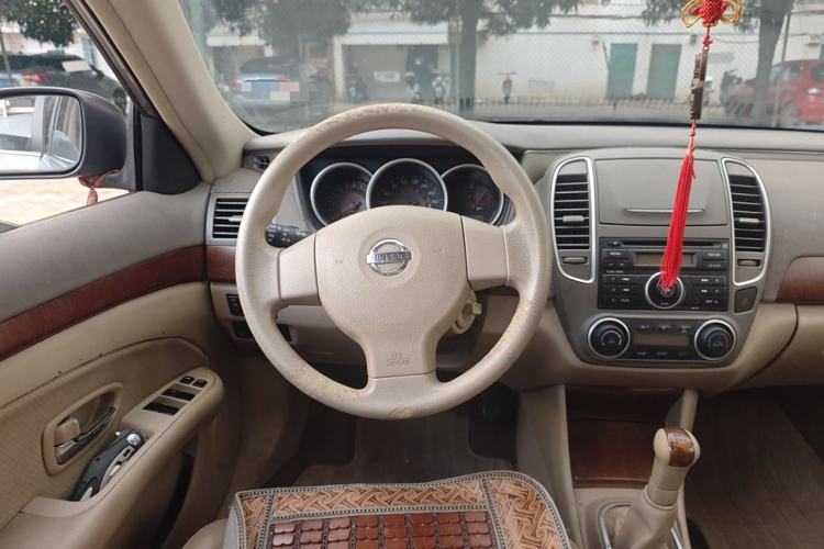 Used Nissan Sylphy 2009 1.6 XL Manual Luxury Sunroof Edition
