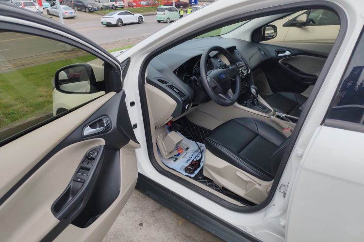 Used Ford Focus 2015 Sedan 1.6L Automatic Comfort Model