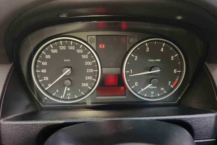 Used BMW X1 2010 sDrive18i Luxury Model Instrument Cluster