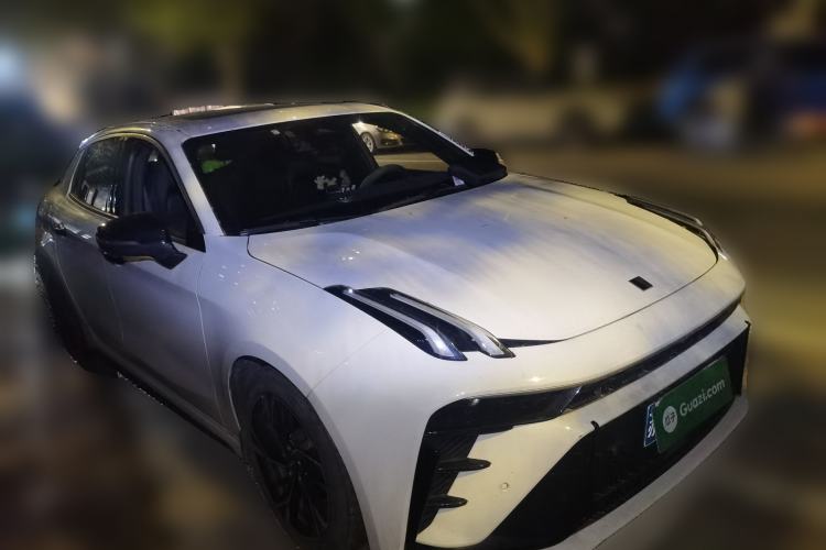 Used Lynk & Co 03 2023 1.5TD DCT JingPro Front Right 45 Deg