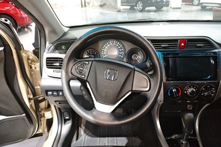 Used Honda Crider 2016 1.8L CVT Luxury Edition
