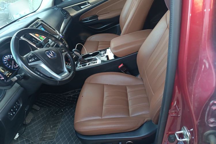 Used Changan CS95 2017 2.0T Two-Wheel Drive Zhitu Edition