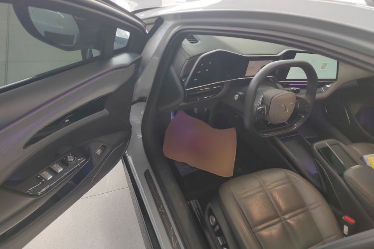 Used Hongqi EH7 2024 820 Pro Driver Seat