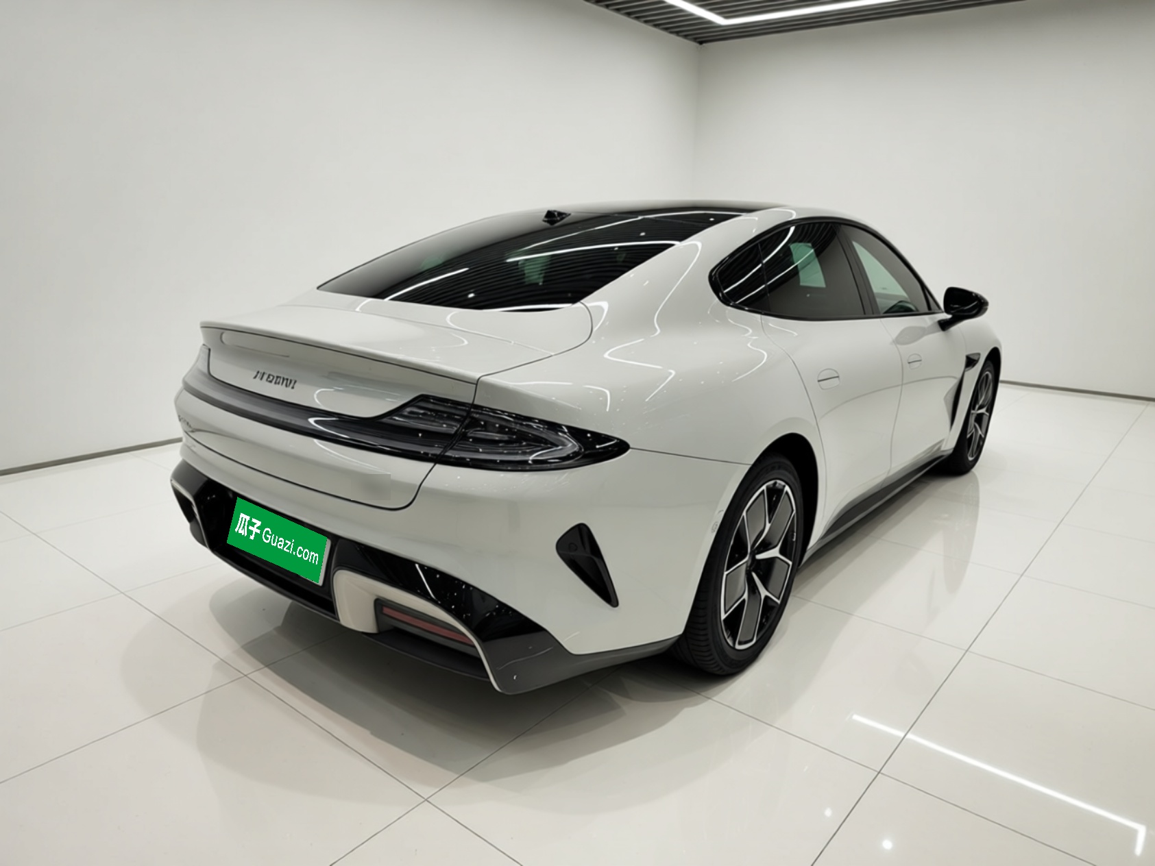 Xiaomi Auto SU7 2024 Rear-Drive Long-Range Intelligent Driving Version — снимка 6