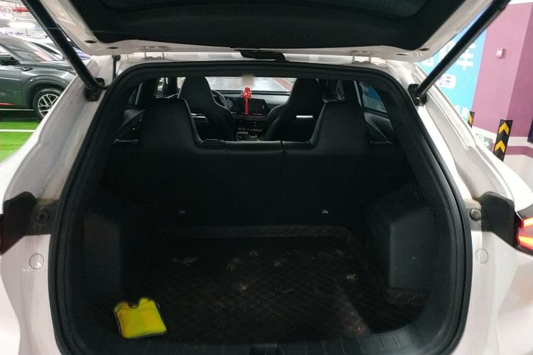 Used Oshan X5 PLUS 2023 Revised Version 1.5T DCT Navigation Edition
