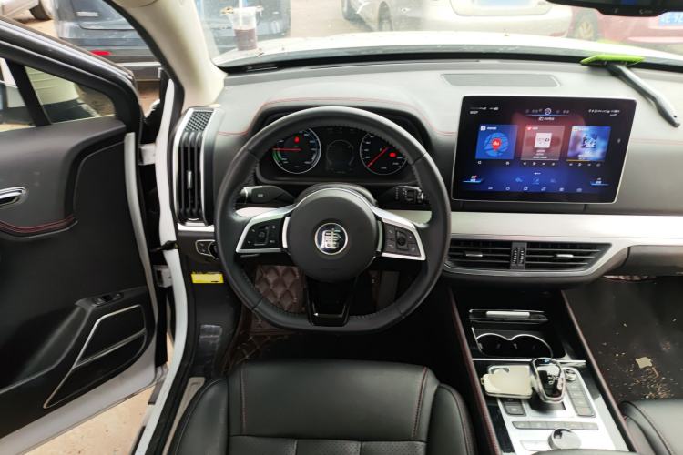 Used BYD Tang New Energy 2018 DM 2.0T All-Wheel Drive Smart Connect Advanced Model 7 Seats China V Emission Standard Steering Wheel