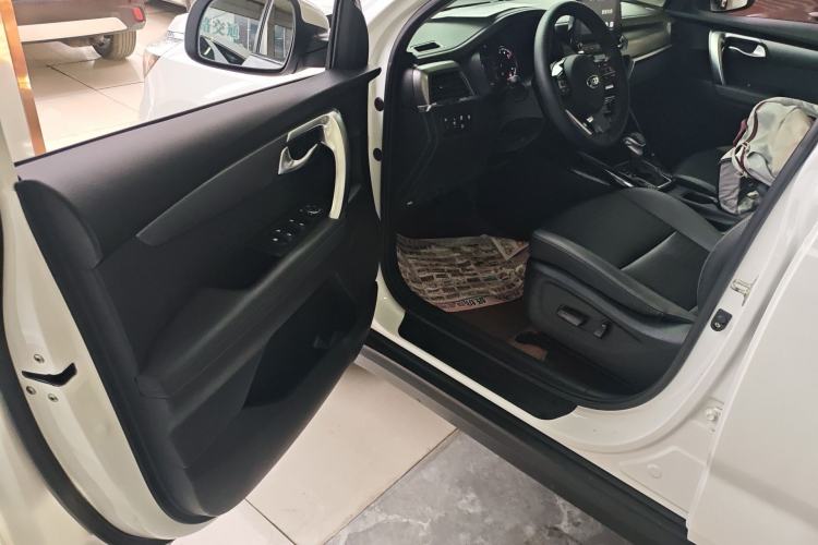 Used Kia Sportage R 2019 2.0L Automatic Smart Luxury Edition Driver Seat