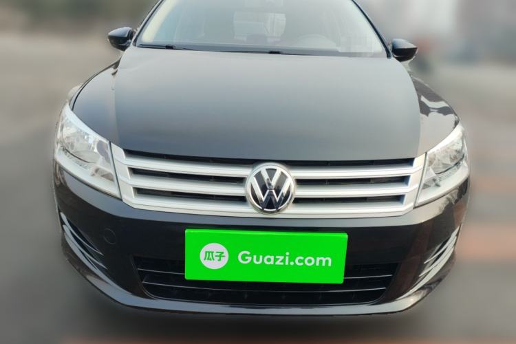 Used Volkswagen Santana 2015 1.6L Manual Fashion Edition Front