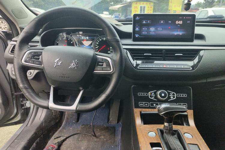 Used Hongqi H5 2018 30TD Dynamic Edition Center Console