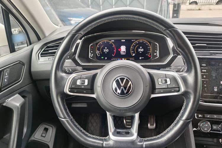 Used Volkswagen Tiguan L 2021 330TSI Automatic Two-Wheel Drive R-Line Enhanced Edition
