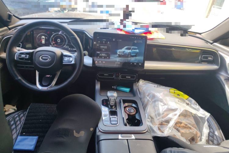 Used GAC Trumpchi GS8 2022 Linghang Series 2.0 TGDI Two-Wheel-Drive Luxury Smart Connectivity Version (7 Seats)