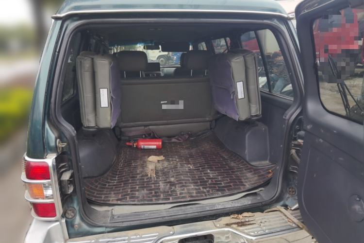 Used Leopaard Heijingang 2009 2.4L Manual Transmission 4x4 China Stage III