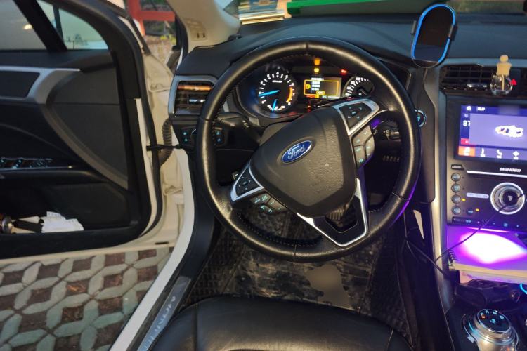 Used Ford Mondeo 2017 EcoBoost 180 Stylish Model Steering Wheel